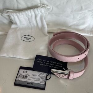 NWT! Prada Saffiano leather belt, alabaster, metal emblem, size 75 cm